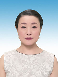 会長　L 野中　真紀
